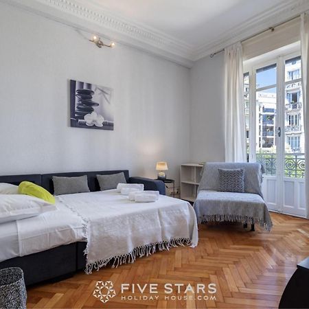 Studio 53 Five Stars Holiday House Διαμέρισμα Νίκαια Εξωτερικό φωτογραφία