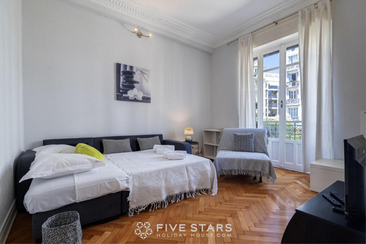 Studio 53 Five Stars Holiday House Διαμέρισμα Νίκαια Εξωτερικό φωτογραφία