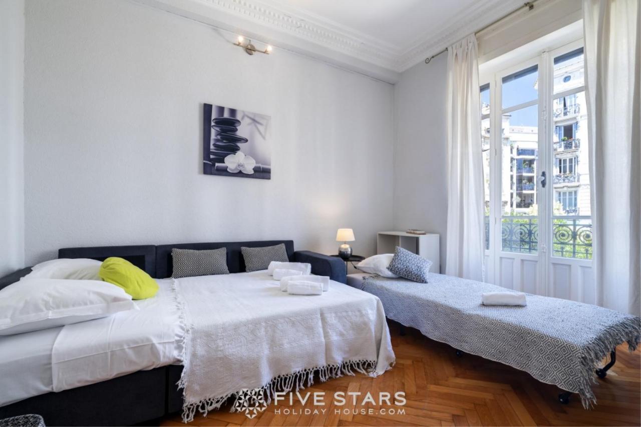 Studio 53 Five Stars Holiday House Διαμέρισμα Νίκαια Εξωτερικό φωτογραφία