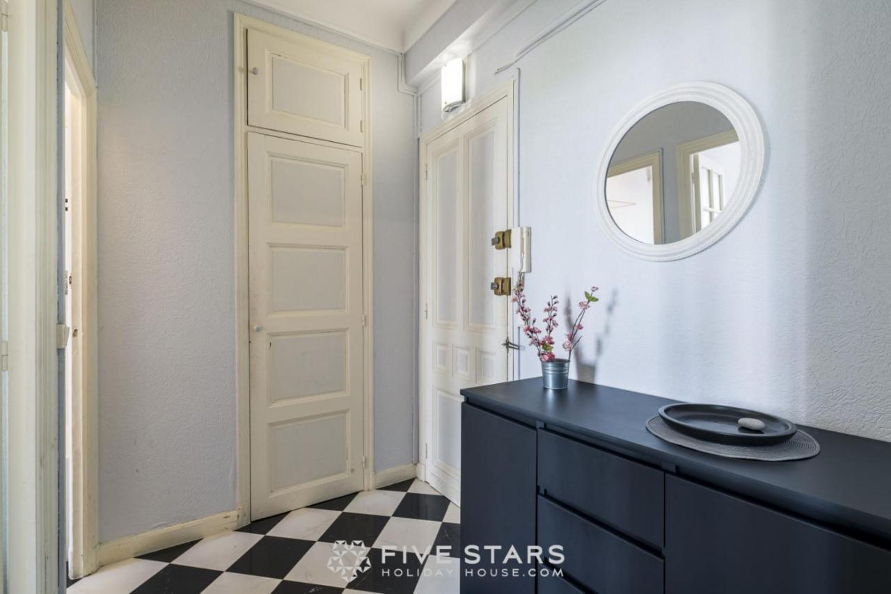 Studio 53 Five Stars Holiday House Διαμέρισμα Νίκαια Εξωτερικό φωτογραφία
