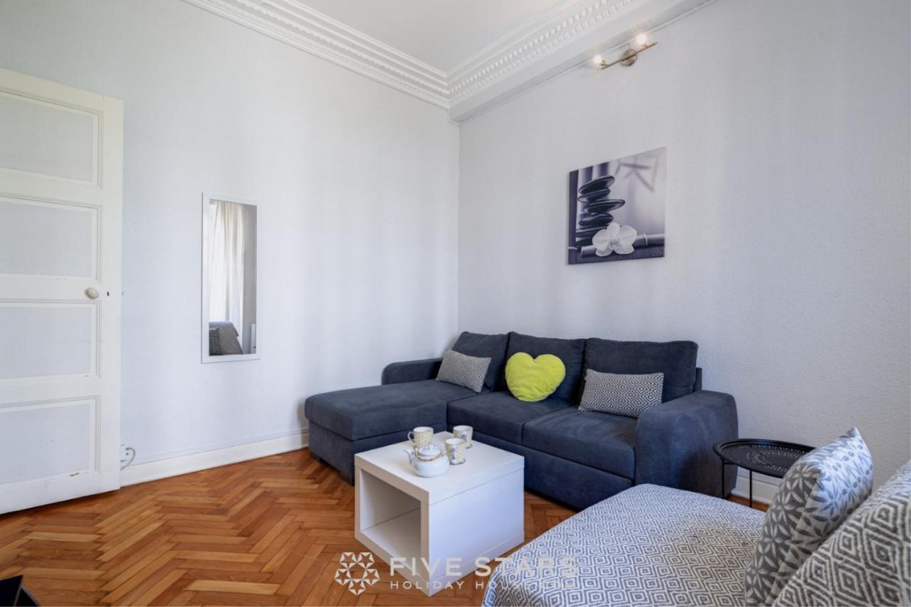 Studio 53 Five Stars Holiday House Διαμέρισμα Νίκαια Εξωτερικό φωτογραφία
